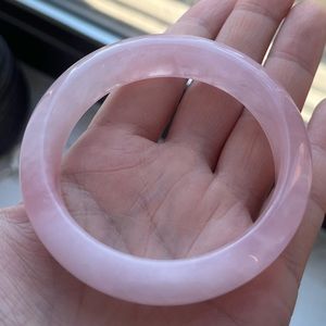 Natural Pink Rose Quartz Crystal Gemstone Bangle